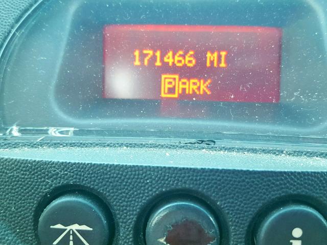 2G2WP522041369893 - 2004 PONTIAC GRAND PRIX SILVER photo 8