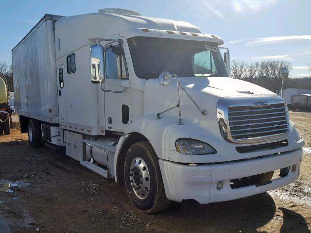 1FVAF9DL17LW13687 - 2007 FREIGHTLINER COLUMBIA 1 WHITE photo 1