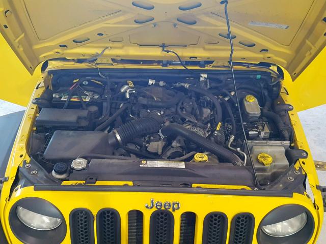 1J4FA24179L733321 - 2009 JEEP WRANGLER X YELLOW photo 7