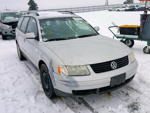 WVWLH63B21E033379 - 2001 VOLKSWAGEN PASSAT GLX SILVER photo 1