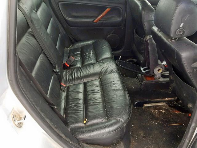 WVWLH63B21E033379 - 2001 VOLKSWAGEN PASSAT GLX 银色 照片 6
