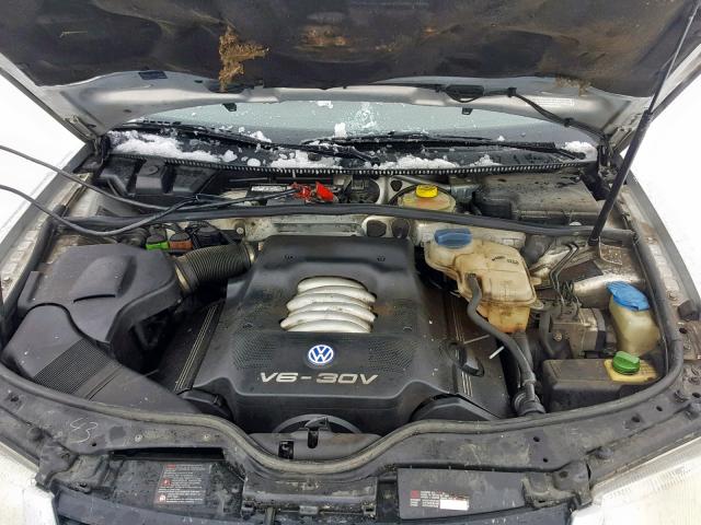 WVWLH63B21E033379 - 2001 VOLKSWAGEN PASSAT GLX 银色 照片 7