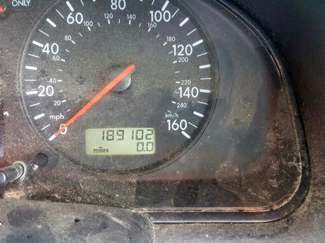 WVWLH63B21E033379 - 2001 VOLKSWAGEN PASSAT GLX 银色 照片 8