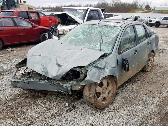 1FAFP38343W105105 - 2003 FORD FOCUS ZTS GREEN photo 2