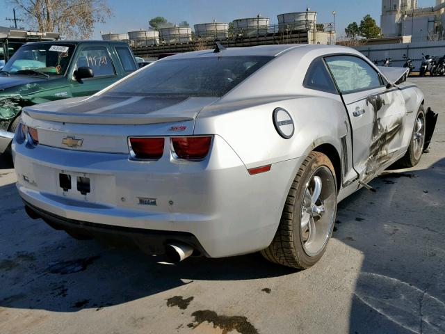 2G1FK1EJXB9100085 - 2011 CHEVROLET CAMARO 2SS SILVER photo 4