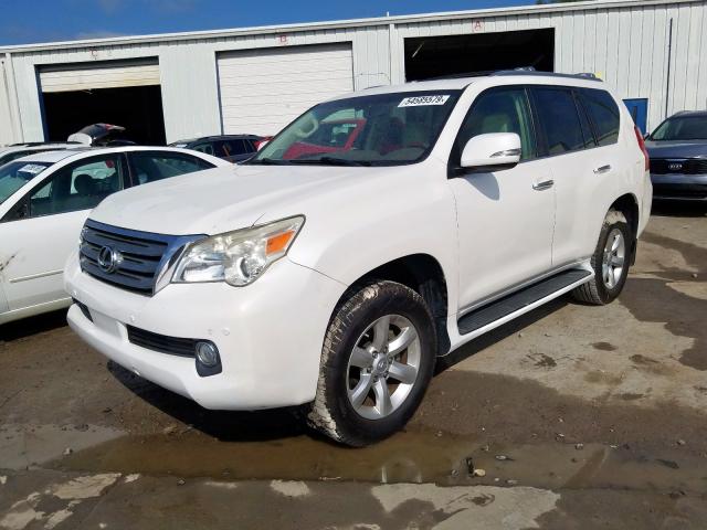 JTJBM7FX3A5002997 - 2010 LEXUS GX WHITE photo 2