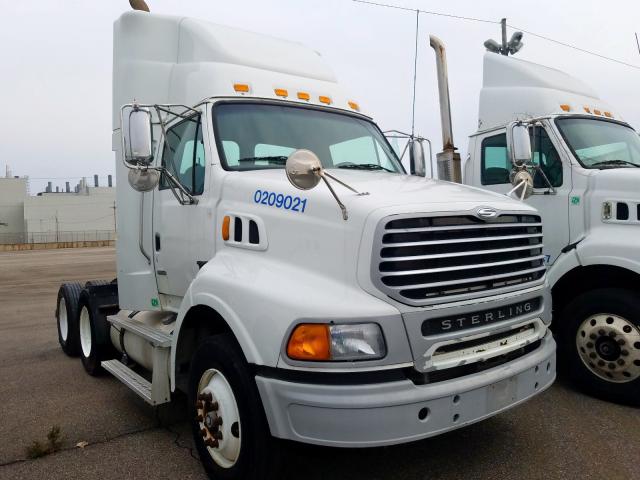 2FWJA3CV19AAL6231 - 2009 STERLING TRUCK A 9500 WHITE photo 1