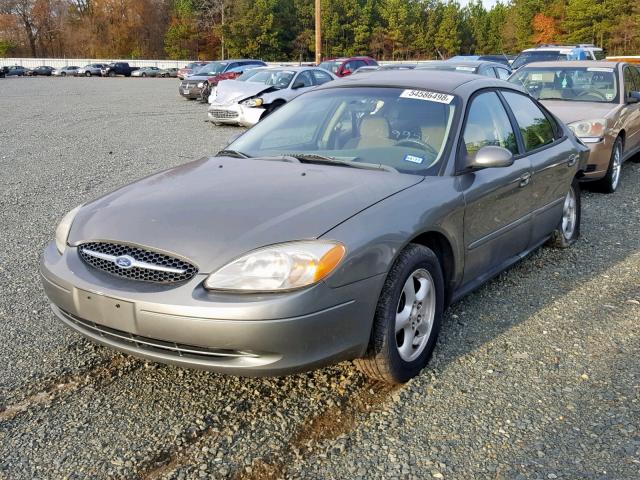 1FAFP55U02A159957 - 2002 FORD TAURUS SES GREEN photo 2