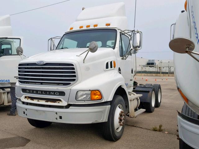 2FWJA3CV29AAL6304 - 2009 STERLING TRUCK A 9500 WHITE photo 2