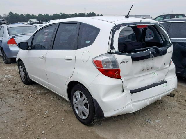 JHMGE88209S067458 - 2009 HONDA FIT WHITE photo 3