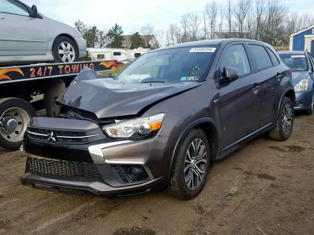 JA4AP3AUXJU024197 - 2018 MITSUBISHI OUTLANDER BROWN photo 2