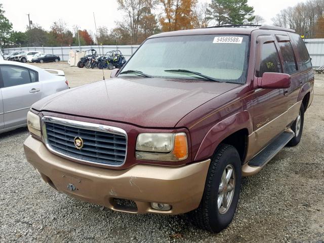 1GYEK13R5YR114111 - 2000 CADILLAC ESCALADE MAROON photo 2