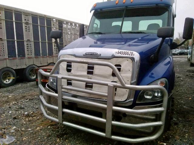 3AKJGED66FSGA7096 - 2015 FREIGHTLINER CASCADIA 1 BLUE photo 9