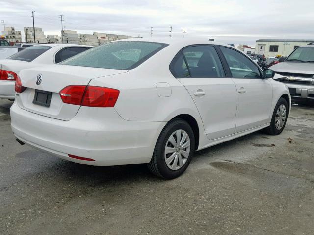 3VW1K7AJ1EM358269 - 2014 VOLKSWAGEN JETTA BASE WHITE photo 4