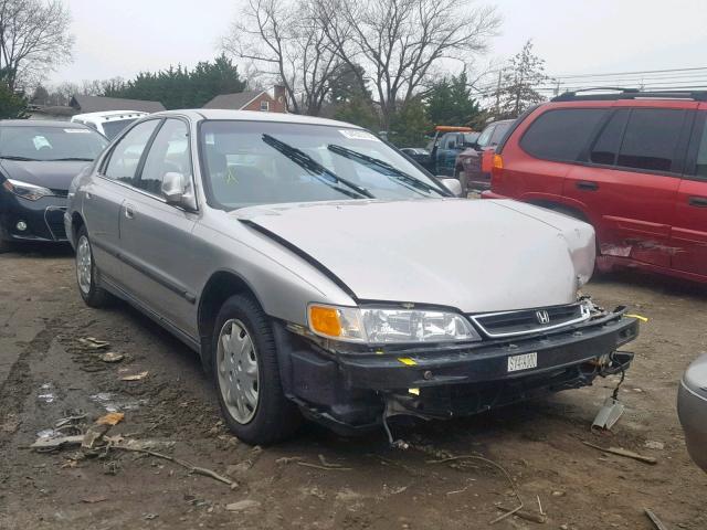 1HGCD5632VA218850 - 1997 HONDA ACCORD LX SILVER photo 1