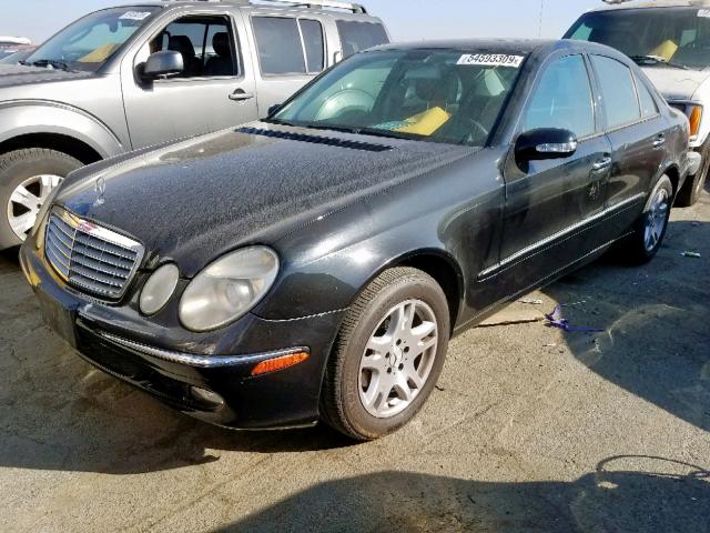 WDBUF65J55A710662 - 2005 MERCEDES-BENZ E 320 BLACK photo 2