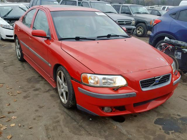 YV1RH52Y342332535 - 2004 VOLVO S60 R RED photo 1