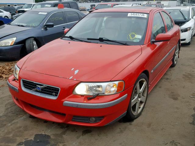 YV1RH52Y342332535 - 2004 VOLVO S60 R RED photo 2