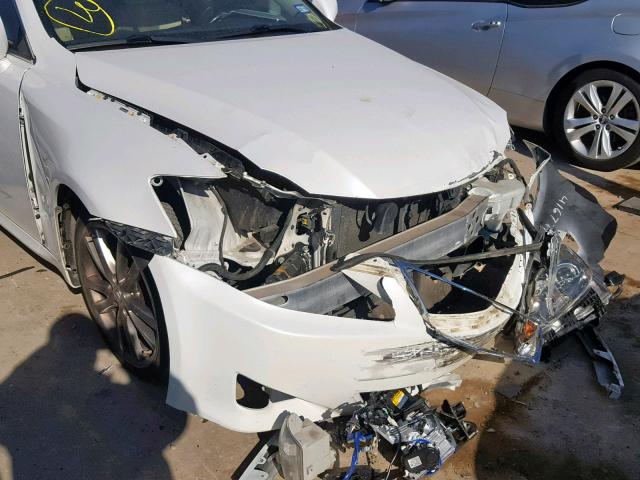 JTHBK262985071248 - 2008 LEXUS IS 250 WHITE photo 9