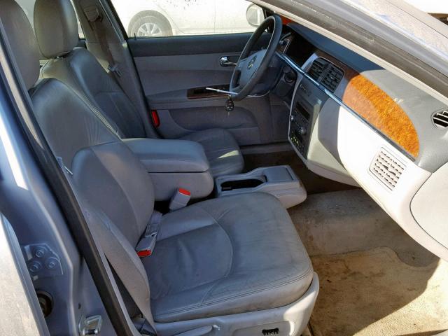 2G4WD532551353558 - 2005 BUICK LACROSSE C SILVER photo 5