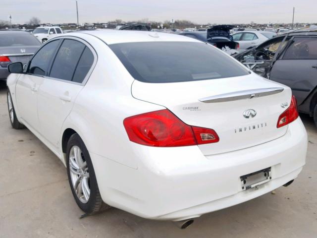 JN1CV6AP7FM502618 - 2015 INFINITI Q40 WHITE photo 3