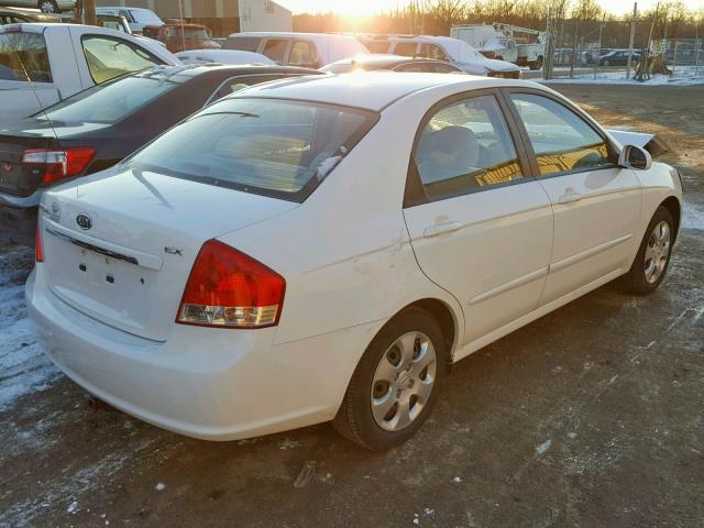 KNAFE221895657946 - 2009 KIA SPECTRA EX WHITE photo 4