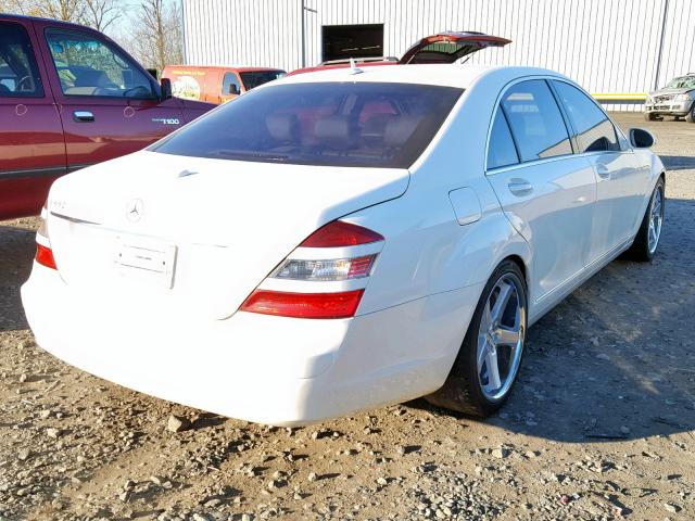 WDDNG71X17A078206 - 2007 MERCEDES-BENZ S 550 WHITE photo 4