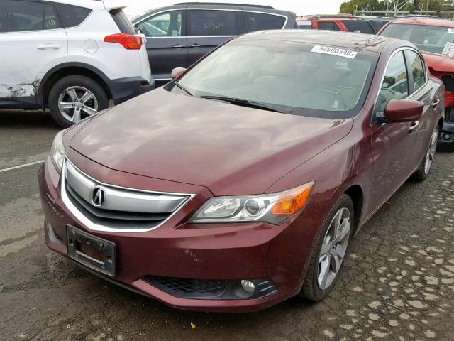 19VDE1F70DE010529 - 2013 ACURA ILX 20 TEC BURGUNDY photo 2