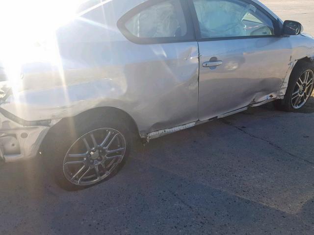 JTKDE3B70A0316216 - 2010 TOYOTA SCION TC 银色 照片 9