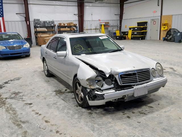 WDBJF65H8XA767134 - 1999 MERCEDES-BENZ E 320 SILVER photo 1