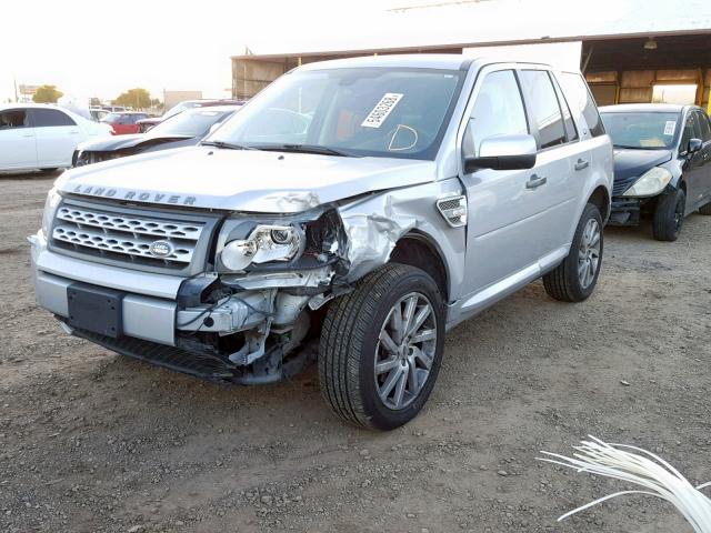 SALFR2BNXCH312832 - 2012 LAND ROVER LR2 HSE SILVER photo 2