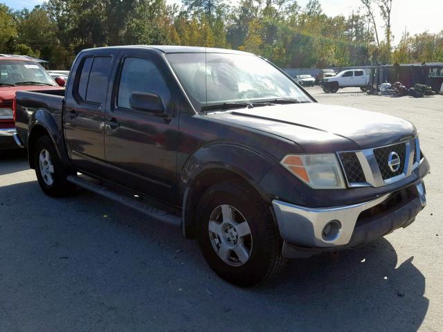 1N6AD07U05C465348 - 2005 NISSAN FRONTIER C BLACK photo 1