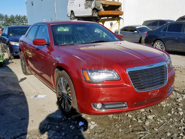 2C3CCAGG2EH163446 - 2014 CHRYSLER 300 S RED photo 1
