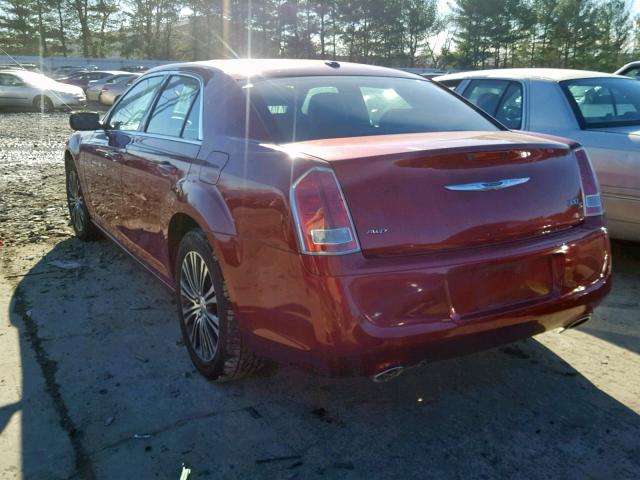 2C3CCAGG2EH163446 - 2014 CHRYSLER 300 S RED photo 3