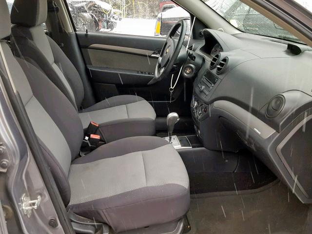 KL1TD66E59B659353 - 2009 CHEVROLET AVEO LS SILVER photo 5