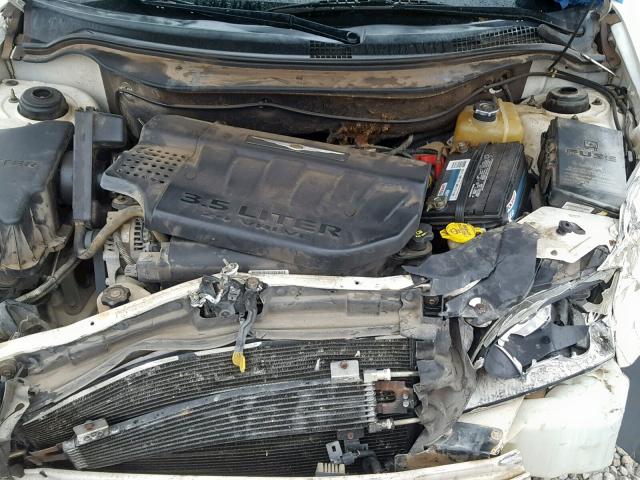 2C4GM68465R371318 - 2005 CHRYSLER PACIFICA T WHITE photo 7