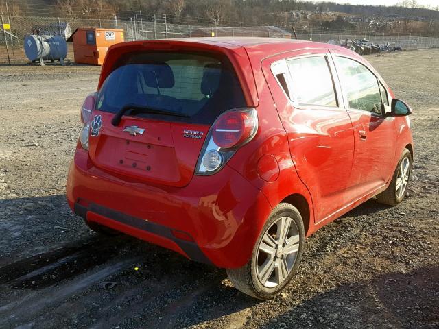 KL8CD6S98DC501716 - 2013 CHEVROLET SPARK 1LT RED photo 4