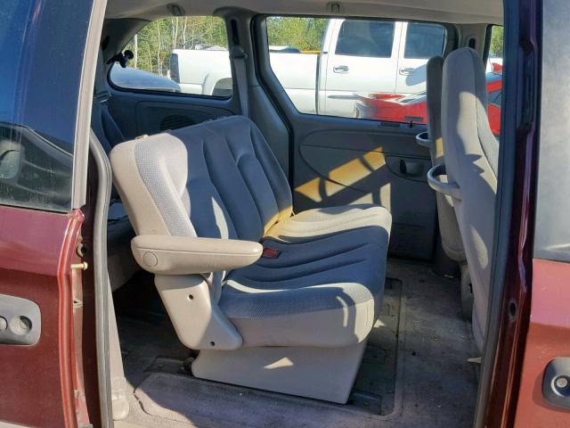 1C4GJ25B21B277174 - 2001 CHRYSLER VOYAGER MAROON photo 6