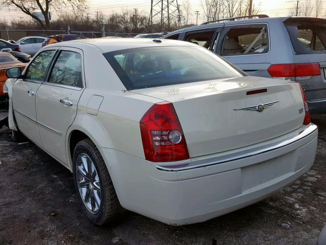 2C3LA33V19H609985 - 2009 CHRYSLER 300 LIMITE WHITE photo 3