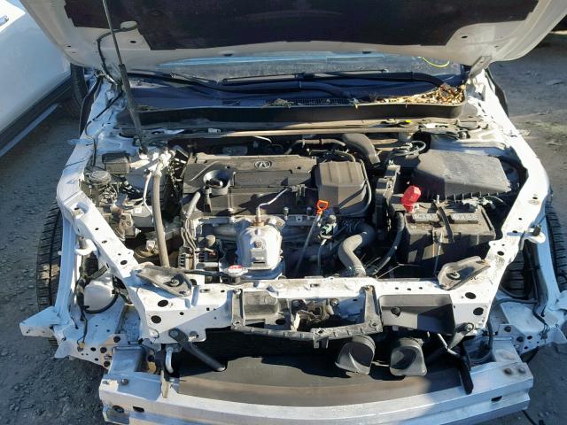 19UUB1F32GA003877 - 2016 ACURA TLX WHITE photo 7