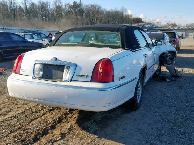 1LNHM81W92Y618099 - 2002 LINCOLN TOWN CAR E WHITE photo 4