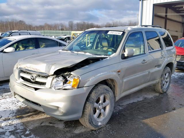 4F2CZ96185KM05428 - 2005 MAZDA TRIBUTE S SILVER photo 2