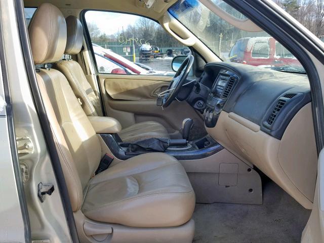 4F2CZ96185KM05428 - 2005 MAZDA TRIBUTE S SILVER photo 5