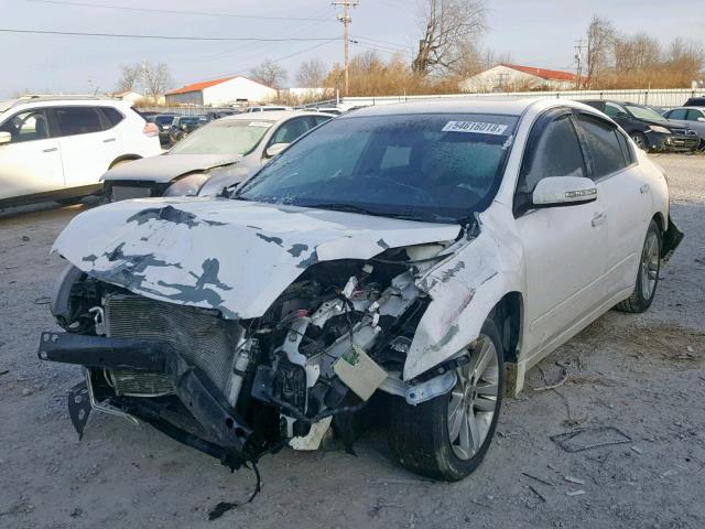 1N4BL2AP7CN554995 - 2012 NISSAN ALTIMA SR WHITE photo 2