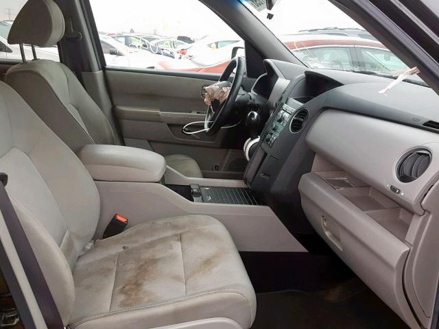 5FNYF4H28BB078514 - 2011 HONDA PILOT LX BLACK photo 5