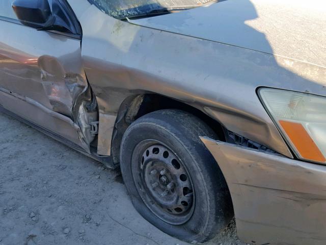 1HGCM55164A010372 - 2004 HONDA ACCORD DX GOLD photo 9