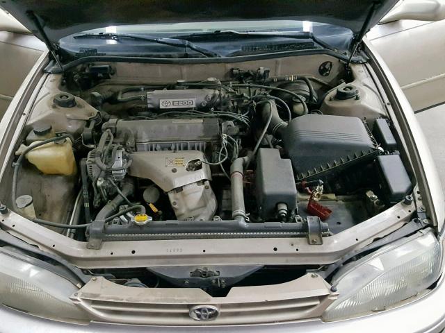 4T1BG12K1TU824638 - 1996 TOYOTA CAMRY DX TAN photo 7