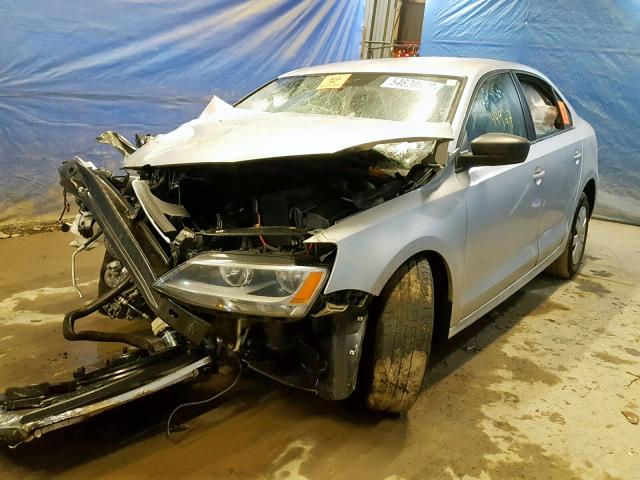 3VW1K7AJ5FM357868 - 2015 VOLKSWAGEN JETTA BASE Արծաթագույն լուսանկար 2