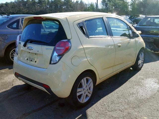 KL8CB6S94DC546447 - 2013 CHEVROLET SPARK LS YELLOW photo 4