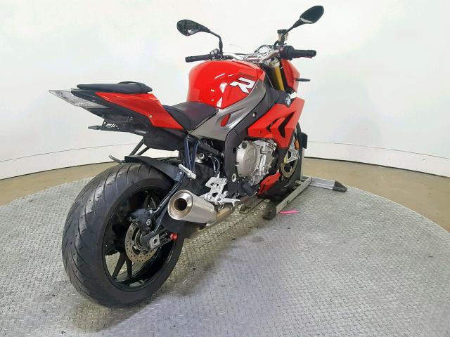 WB10D1208GZ696522 - 2016 BMW S 1000 R RED photo 8